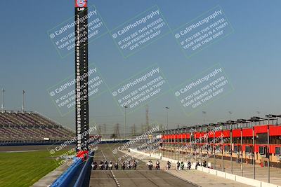 media/Jan-21-2023-Fastrack Riders (Sat) [[fcf3f88a30]]/Level 4/Session 2 Nascar 1/